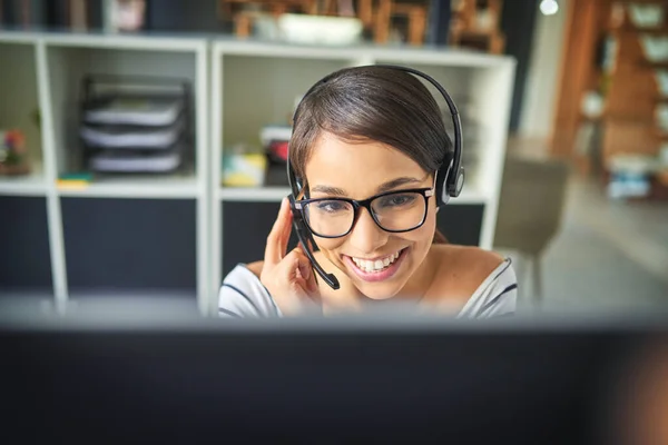 How May Assist You Today Young Attractive Female Customer Support — ストック写真