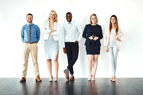 Call Shots Portrait Group Confident Work Colleagues Standing Arms Folded — Fotografia de Stock