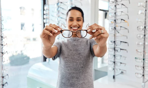 Female Holding Pair Trendy New Glasses Stylish Spectacles Prescription Lenses — Stockfoto