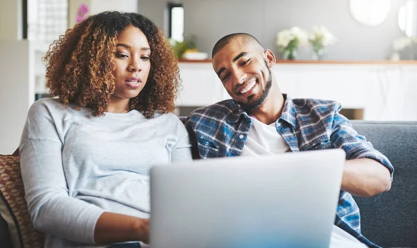 Technology Gives Couples More Ways Connect Young Couple Relaxing Sofa — Fotografia de Stock