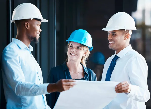 Architect Engineer Building Contractor Looking Plans Blueprints While Talking Discussing — Stockfoto