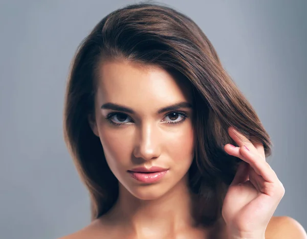 Feeling Gorgeous Lovely Hair Studio Shot Beautiful Young Woman Posing — Fotografia de Stock