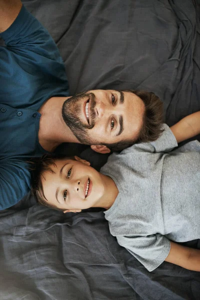 Having Good Day Indoors Young Boy His Father Spending Some — Fotografia de Stock