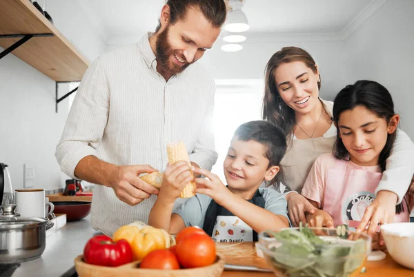 Healthy Dinner Cooking Bonding Family Making Preparing Food Together Kitchen — Stock Photo, Image