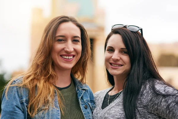 Two Peas Pod Having Fun Out Portrait Two Female Best — Stock fotografie