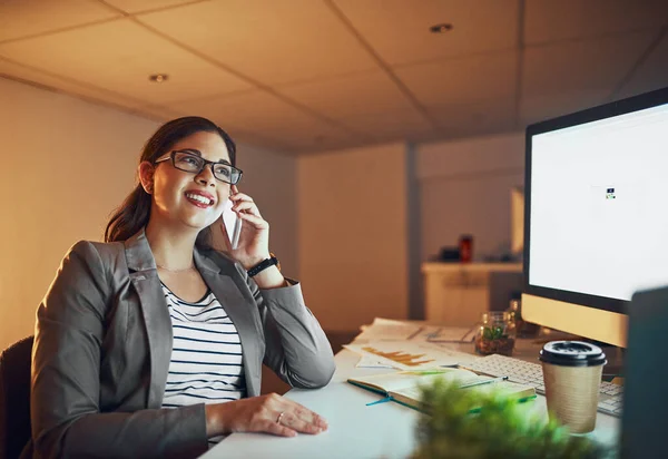 Thank You Being Helpful Hour Young Businesswoman Working Late Office — Fotografia de Stock