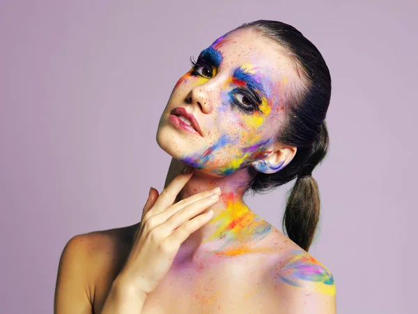 Cosmetics Character Studio Shot Attractive Young Woman Brightly Colored Makeup — Zdjęcie stockowe