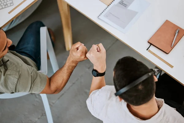 Excited Call Centre Agents Fist Bump Celebrating Deal Promotion Sale — 스톡 사진