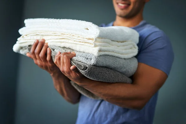 All Clean Ready Packed Away Young Man Doing Household Chores — Fotografia de Stock