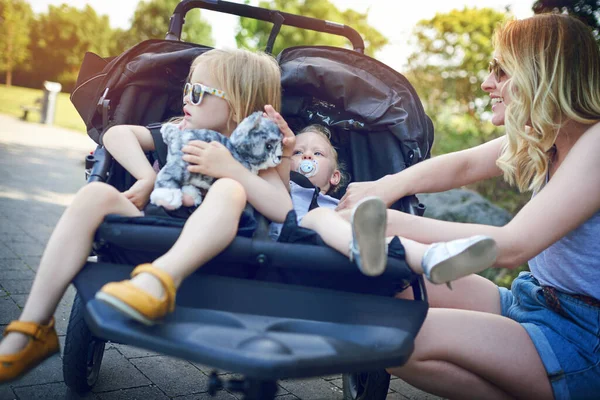 Everyone All Strapped Young Woman Putting Her Daughters Pram Day — Photo