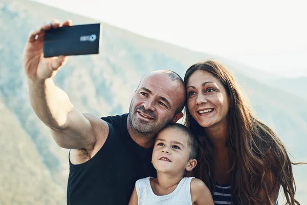 Now Family Selfie Family Three Taking Selfie Together — Foto Stock