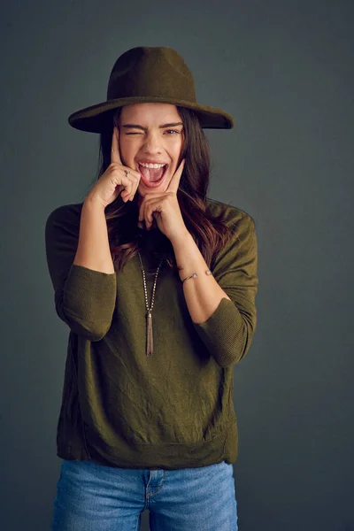 Express Yourself Studio Shot Carefree Young Woman Posing Hat While — 스톡 사진