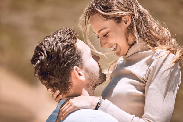 Loving Affectionate Caring Young Couple Bonding While Enjoying Day Outdoors — Stockfoto