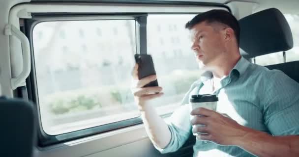 Gps Travel Directions Navigation Phone Male Tourist Taxi Cab Talking — Vídeo de Stock