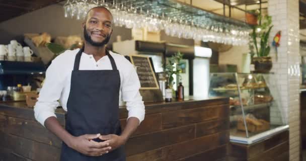 Smiling Male Restaurant Worker Barista Waiter Showing Customers Food Drink — 图库视频影像