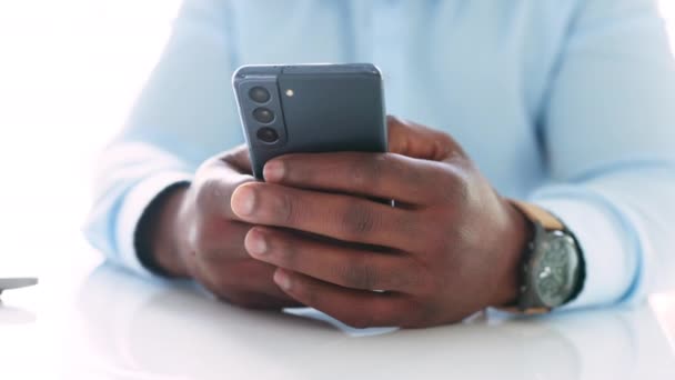 Typing Texting Using Social Media Mobile Take Break Relax Closeup — Stok video