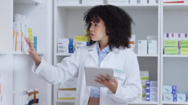 Pharmacy Stocktake Tablet Pharmacist Medical Healthcare Professional Checking Drugs Pills — Stock video