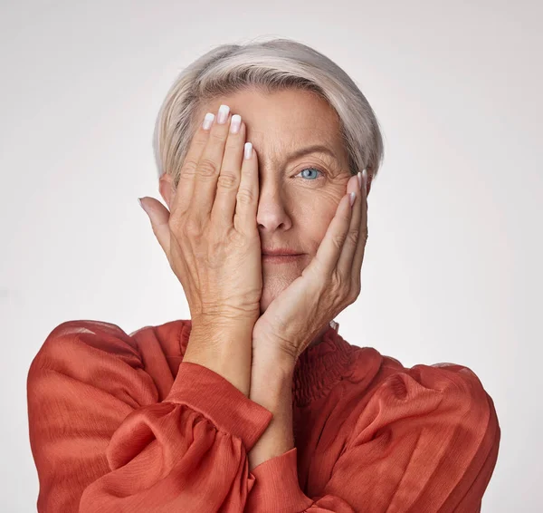 Beauty Health Wellness Senior Woman Touching Her Face Her Hands —  Fotos de Stock