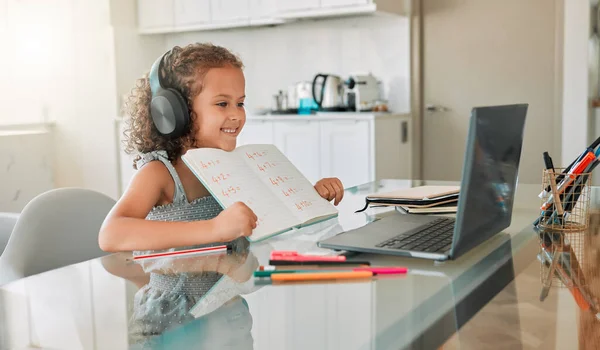 Distance Learning Education Little Girl Virtual Class Laptop Smiling Showing — Foto Stock