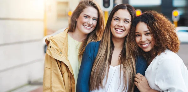 Just Another Day Girls Three Friends Having Fun City — Stok fotoğraf