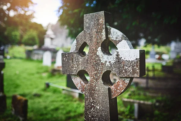 Commemorating Memory Cross Gravestone Cemetery — Zdjęcie stockowe