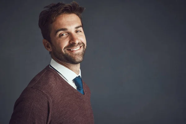 Good Looking Himself Studio Portrait Stylishly Dressed Young Man Posing – stockfoto