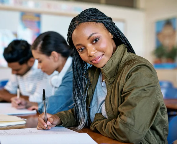 Dedicated Studies Cropped Portrait Attractive Young University Student Taking Notes — ストック写真