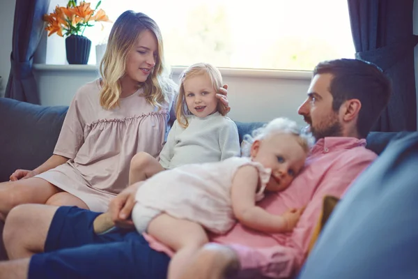 One One Time Family Adorable Young Family Four Relaxing Together — Zdjęcie stockowe