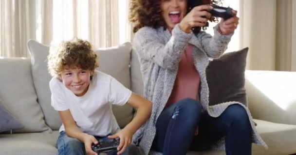 Gamers Kids Mother Video Gaming Happy Son Living Room Family — Stockvideo