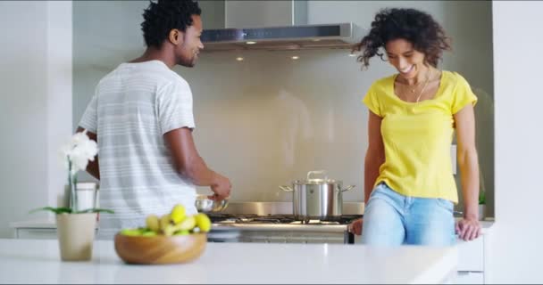 Cheerful Fun Young Couple Love Cooking Preparing Food Together Modern — Vídeo de stock