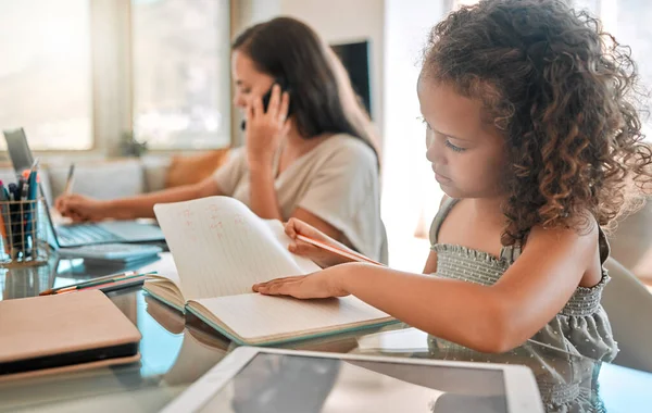 Distance Learning Independent Child Development Little Girl Studying Home Writing — Foto Stock