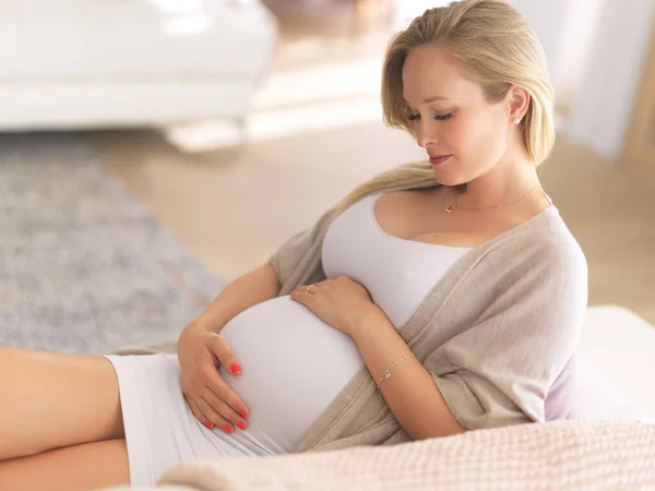 Ill Anything Keep You Safe Attractive Young Pregnant Woman Holding — Foto de Stock