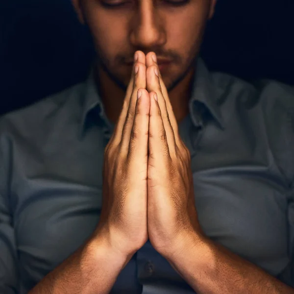 Give Day Our Daily Bread Closeup Shot Young Man Praying — Photo