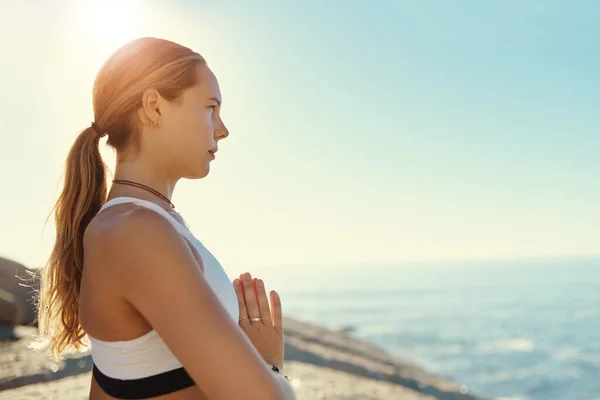 Find Peace Yoga Young Woman Doing Yoga Beach — Photo