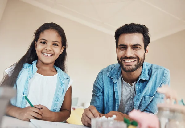 Creative Expression Starts Home Cute Young Girl Her Father Drawing — Stockfoto