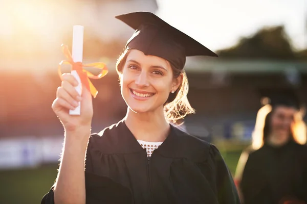 Degree Hand Ready Portrait Happy Young Woman Holding Diploma Graduation — Stockfoto