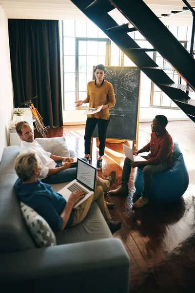 Open Any All Suggestions Businesswoman Giving Presentation Her Colleagues Office — Foto Stock