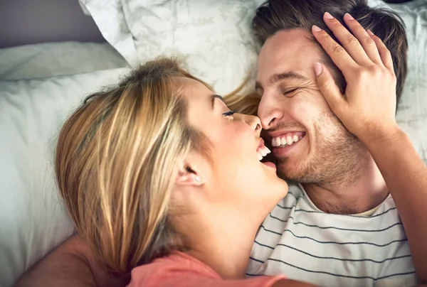 Live Love Laugh Happy Young Couple Sharing Affectionate Moment Bed — Foto Stock