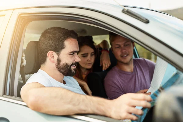 Let Adventure Begin Group Young Friends Getting Ready Drive Destination — Stockfoto