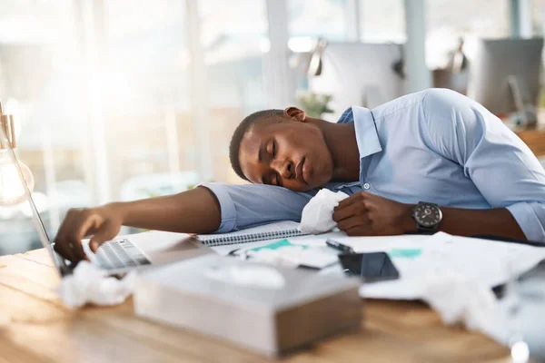 Somebody Come Rescue Young Businessman Suffering Cold While Sitting His — Fotografia de Stock