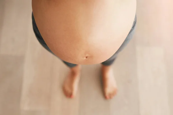 Any Day Now Cropped High Angle Shot Pregnant Womans Bare — Fotografia de Stock