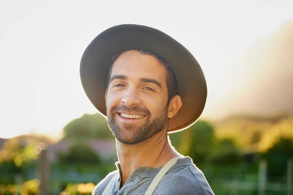 Living Farm Life Loving Portrait Happy Young Man Working Farm — Stock Photo, Image