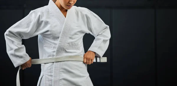 Beginner Karate Student Getting Ready First Day Self Defense Training — Stock fotografie