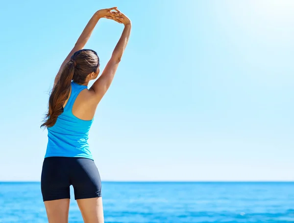 Out Love Young Woman Stretching Her Run — Stock fotografie