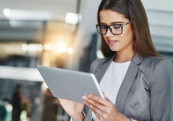 She Born Business Attractive Young Businesswoman Using Her Tablet Office — Stockfoto