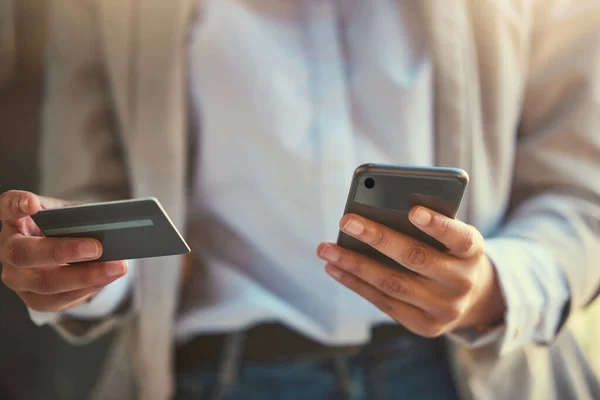 Credit Card Money Phone Banking Woman Doing Online Shopping Investment — Foto Stock