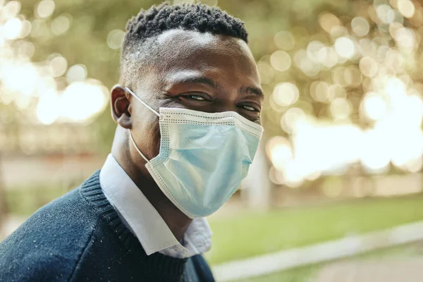 Face Mask Covid Black Businessman City Health Safety Outdoors Portrait — Fotografia de Stock