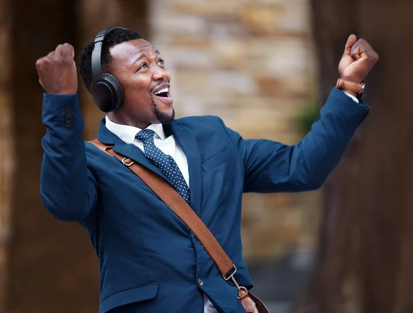 Businessman Happy Headphones Worker Employee Enjoying Wireless Connectivity Outdoors Excited — Foto de Stock