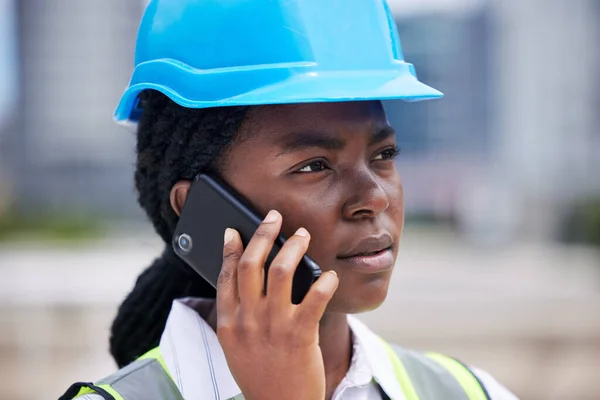Architect Engineer Phone Call Conversation Construction Site Building Working Safety — Stockfoto