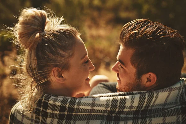 You Make Fall Love All Again Affectionate Couple Wrapped Blanket — Fotografia de Stock